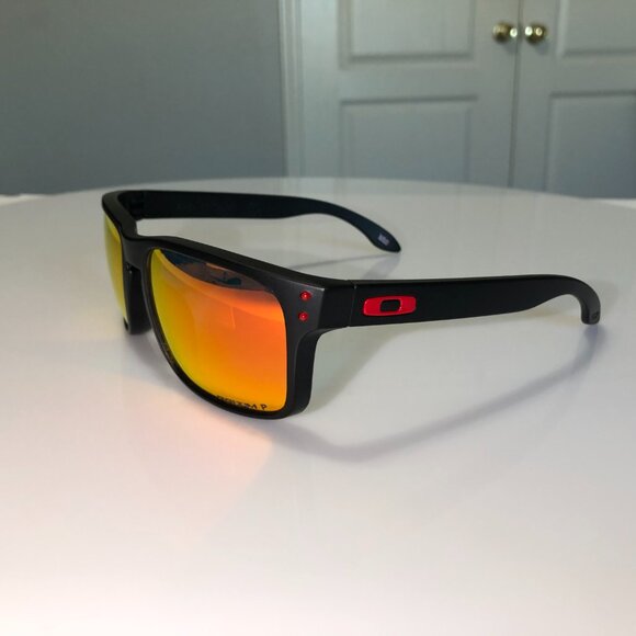 Red Prizm Polarized OAKLEY HOLBROOK Black Matte Frame 9102 - Picture 10 of 11